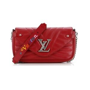 Louis Vuitton Red new wave quilted Leather Shoulder pouchette
